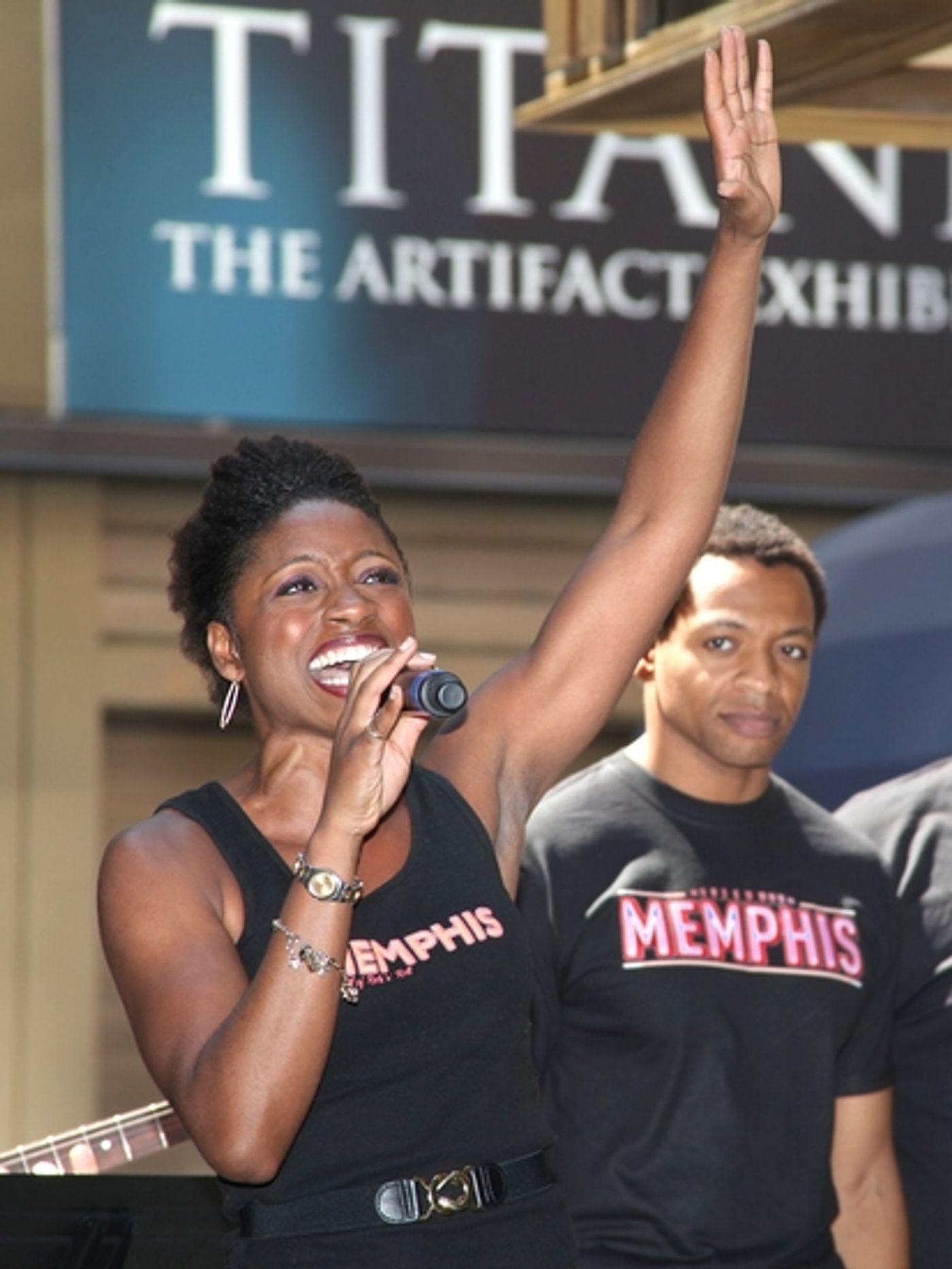 Photo Coverage: Bryan, DiPietro And The MEMPHIS Cast Celebrate Shubert Theatre Box Office Opening  Image