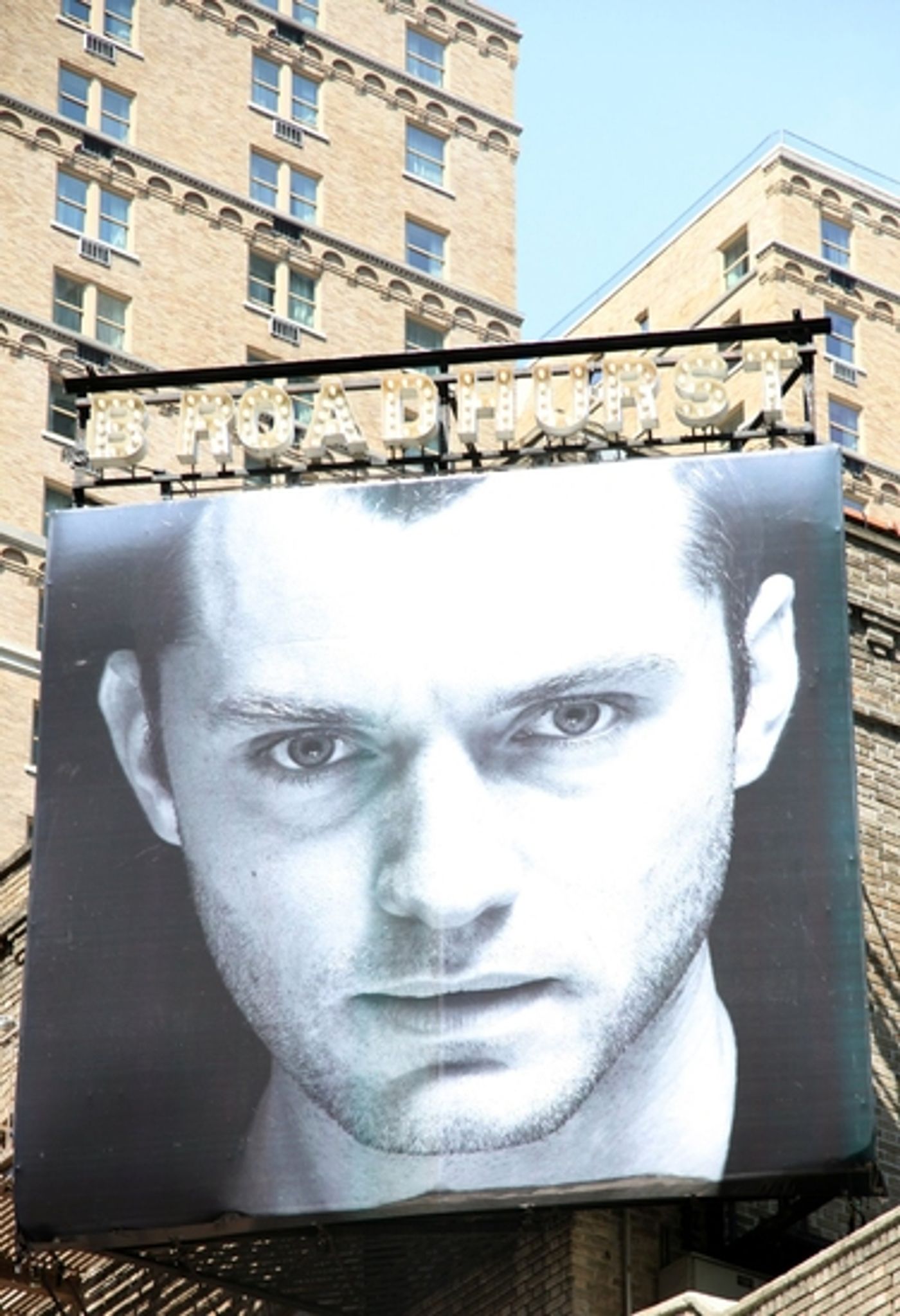 Photo Coverage: 'HAMLET' Marquee Unveiling At The Broadhurst Theatre  Image