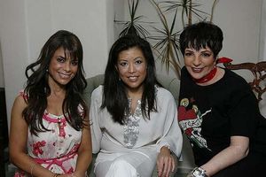 Paula Abdul, Andrea Wong and Liza Minnelli @ BroadwayWorld Paula Abdul, Andrea Wong and Liza Minnelli Photo