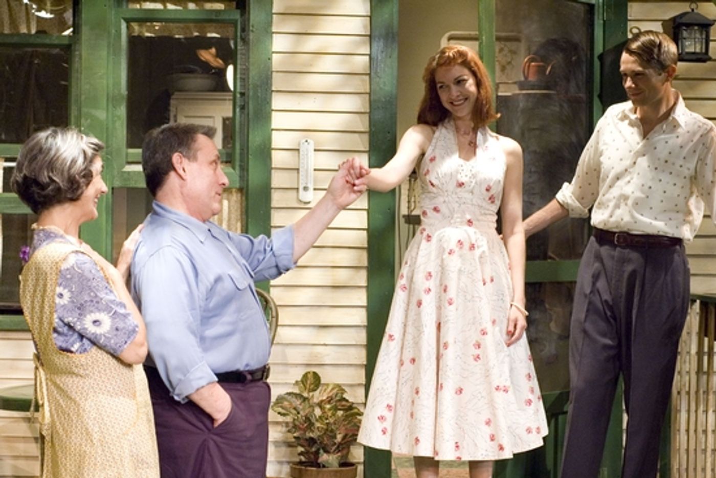 Photo Flash: Timeline Theatre Company's ALL MY SONS At Greenhouse Theater Center  Image