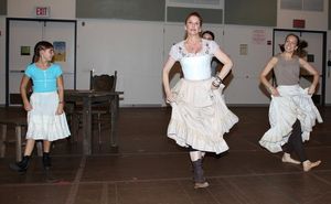 Carly Rose Sonenclar, Melissa Gilbert and Kara Lindsay @ BroadwayWorld Carly Rose Sonenclar, Melissa Gilbert and Kara Lindsay Photo