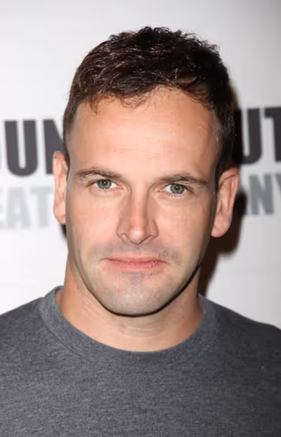 Jonny Lee Miller Photo