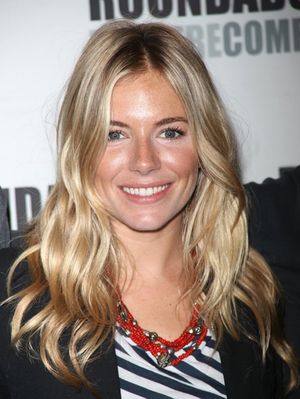 Sienna Miller @ BroadwayWorld Sienna Miller Photo