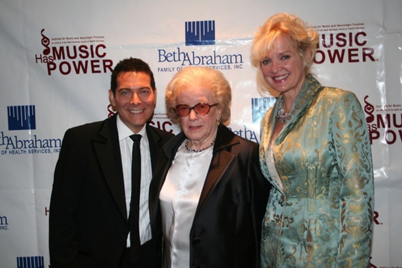 Photo Coverage: Music Has Power Benefit Featuring Feinstein & Ebersole Photo Coverage: Music Has Power Benefit Featuring Feinstein & Ebersole Image