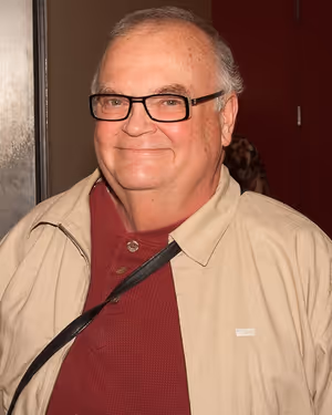 J.R. Horne @ BroadwayWorld J.R. Horne Photo
