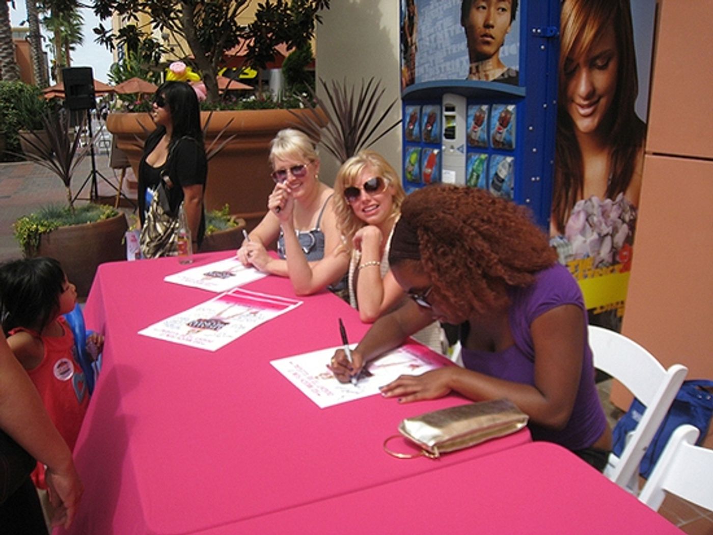 Photo Coverage: Legally Blonde The Musical Day in the O.C. Photo Coverage: Legally Blonde The Musical Day in the O.C. Image