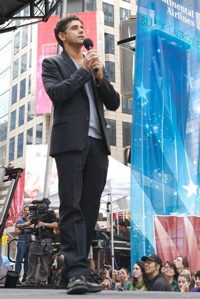 John Stamos  Photo
