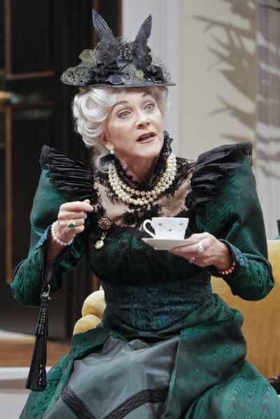 Linda Thorson Photo