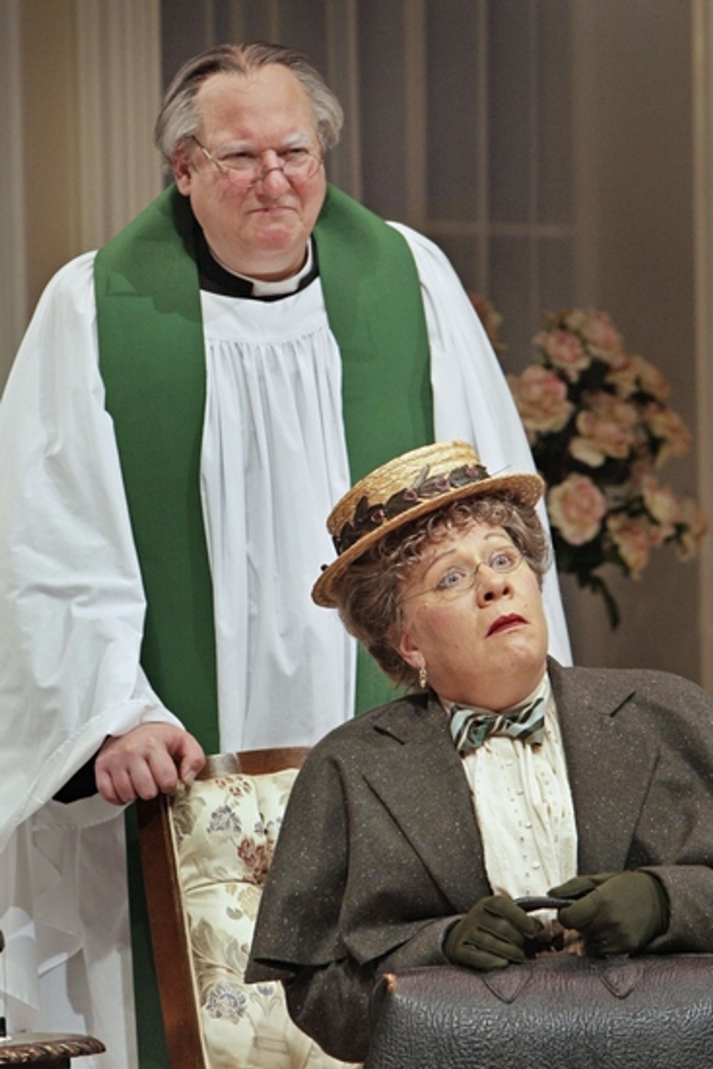 Photo Flash:THE IMPORTANCE OF BEING EARNEST At The Guthrie  Image