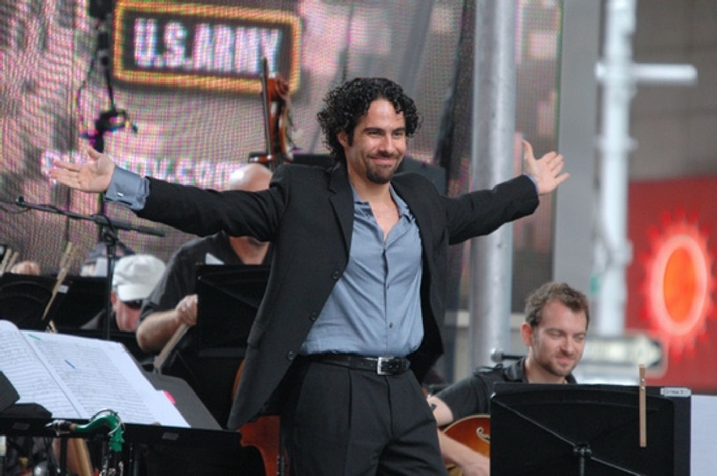 Photo Coverage: Broadway on Broadway 2009 - The Performances Part One!  Image