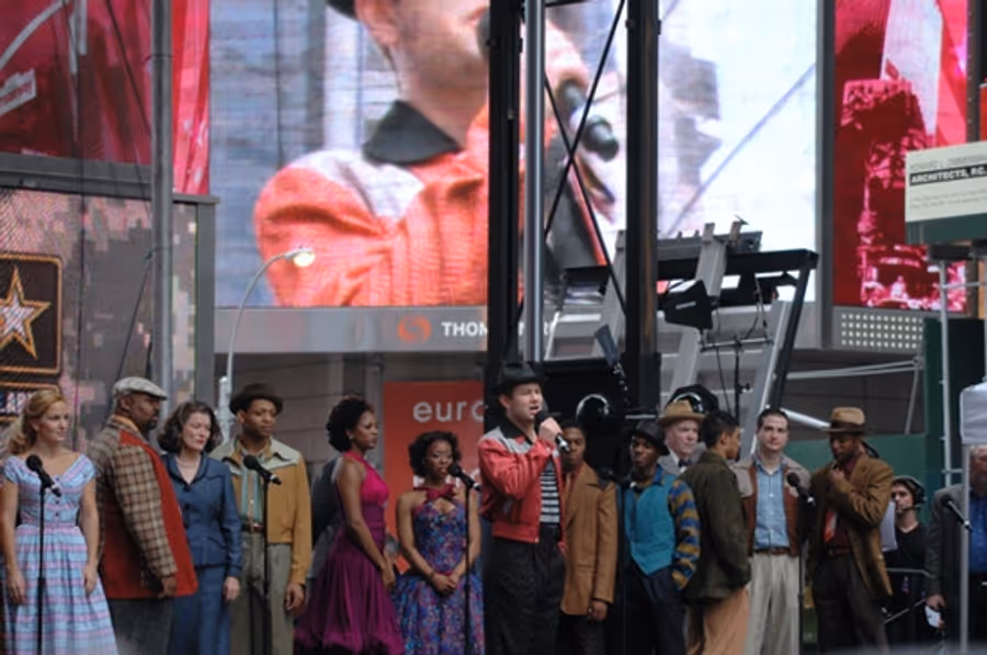 Photo Coverage: Broadway on Broadway 2009 - The Performances Part One! Image