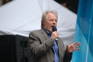 Michael McKean-Superior Donuts Photo