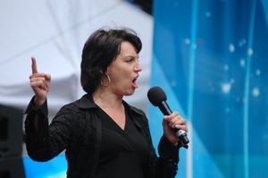 Beth Leavel-Mamma Mia Photo