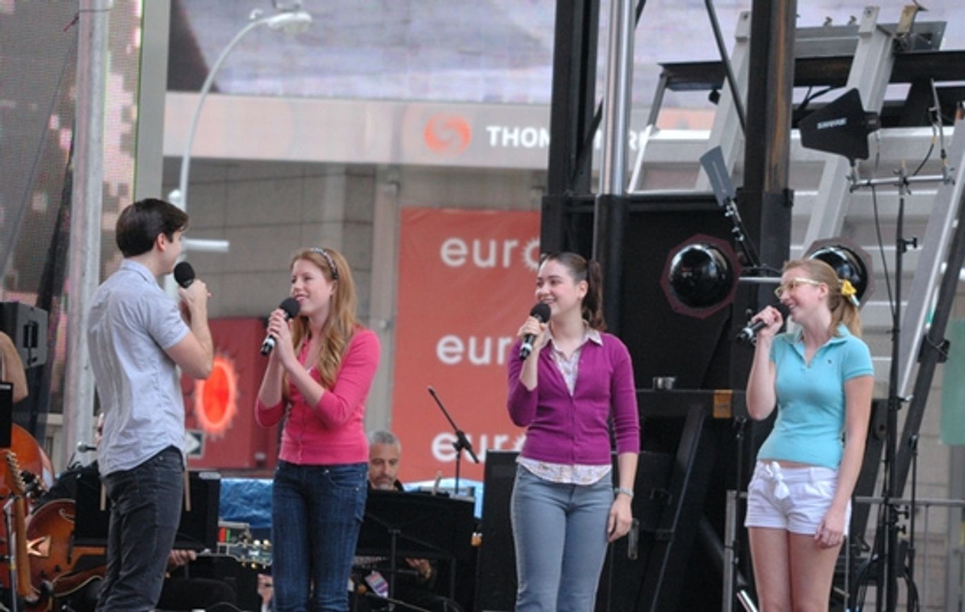 Photo Coverage: Broadway on Broadway 2009 - The Performances Part One!  Image