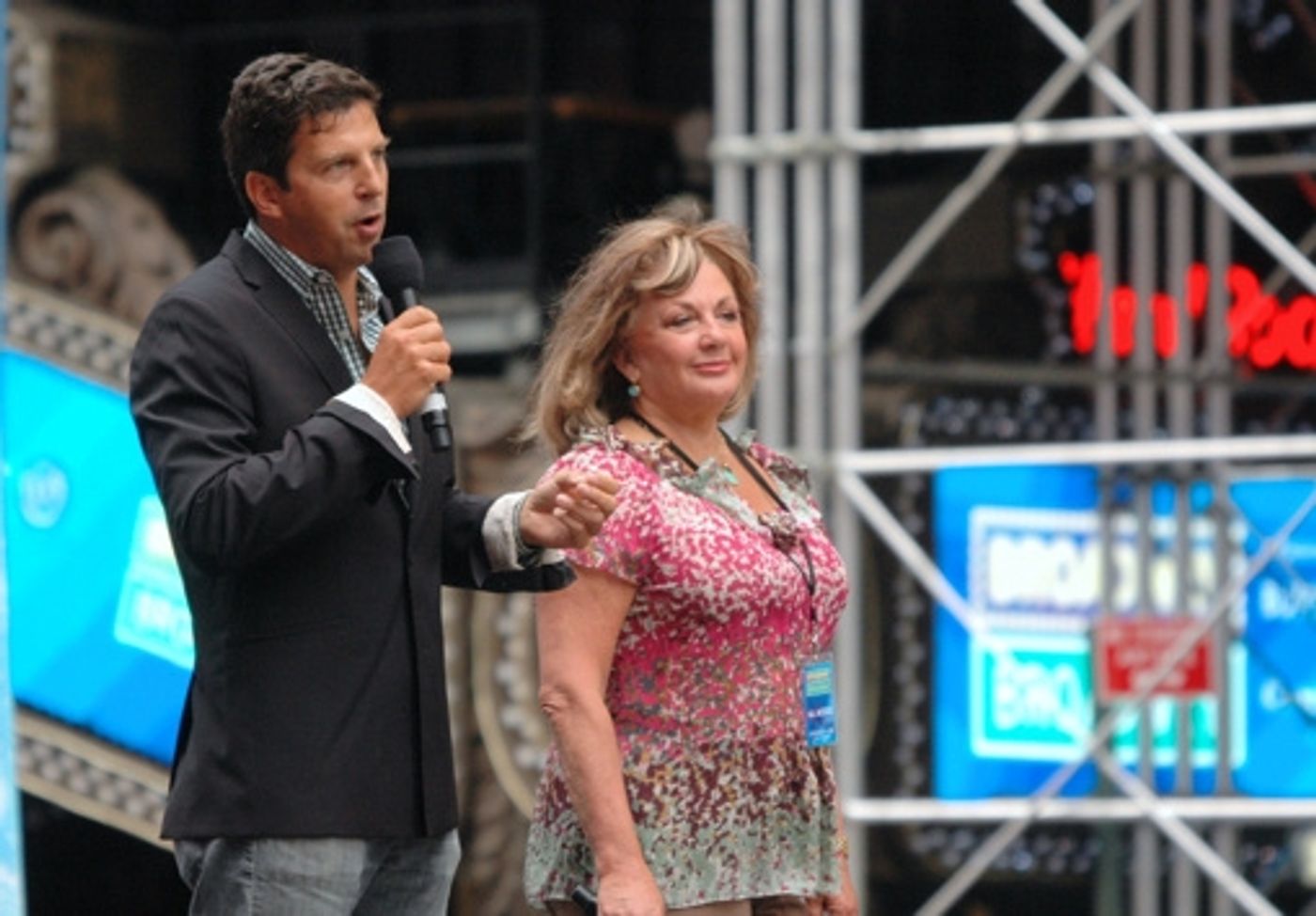 Photo Coverage: Broadway on Broadway 2009 - The Performances Part One!  Image