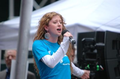 Caissie Levy-Hair Photo