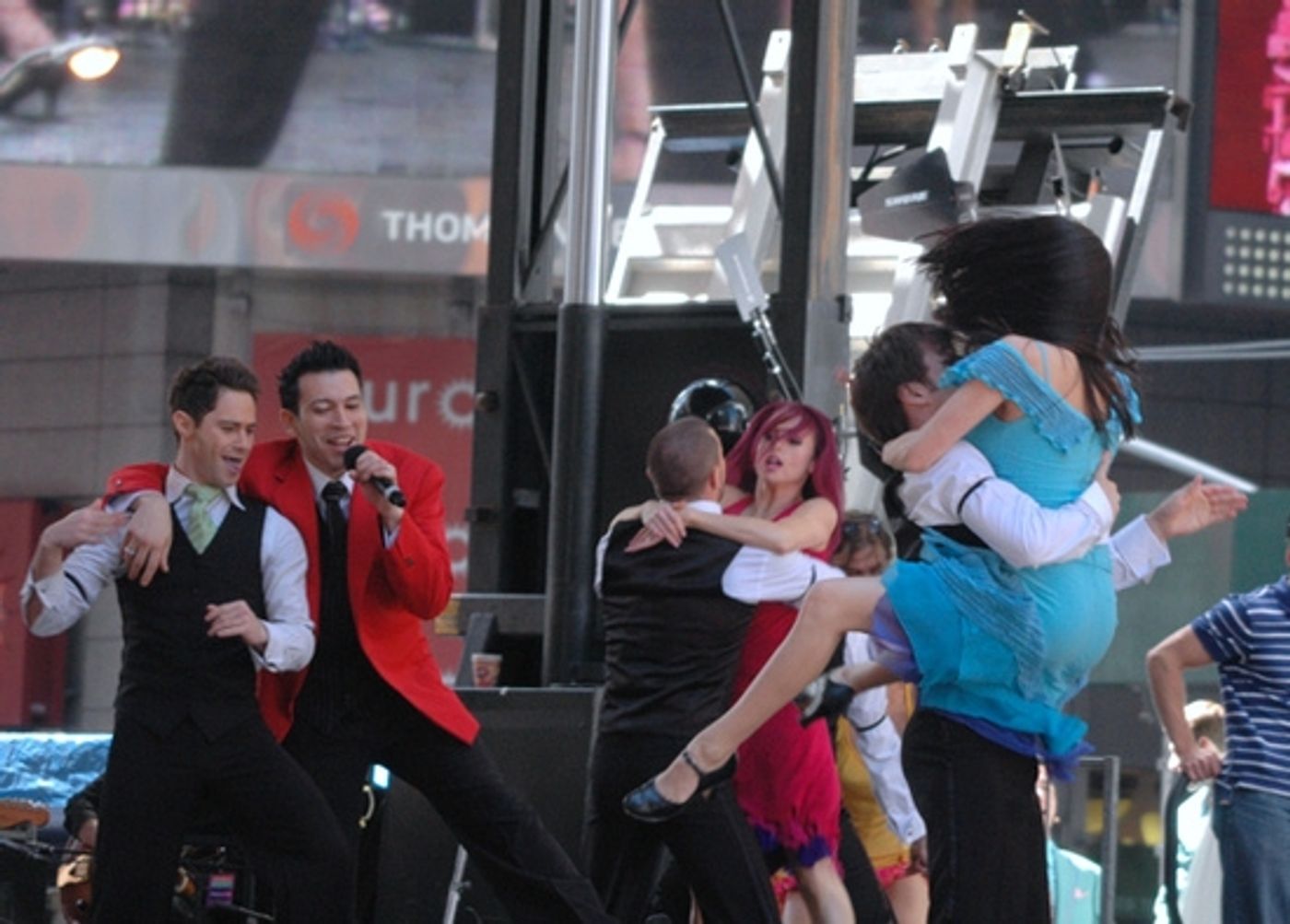 Photo Coverage: Broadway on Broadway 2009 - The Performances Part Two!  Image