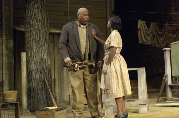 Bill Nunn and Crystal Fox  Photo