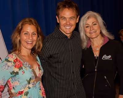 Helen Sjoholm, Kevin Odekirk, and Louise Pitre Photo