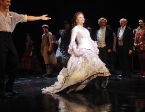 Jennifer Hope Wills
@ BroadwayWorld Jennifer Hope Wills
Photo