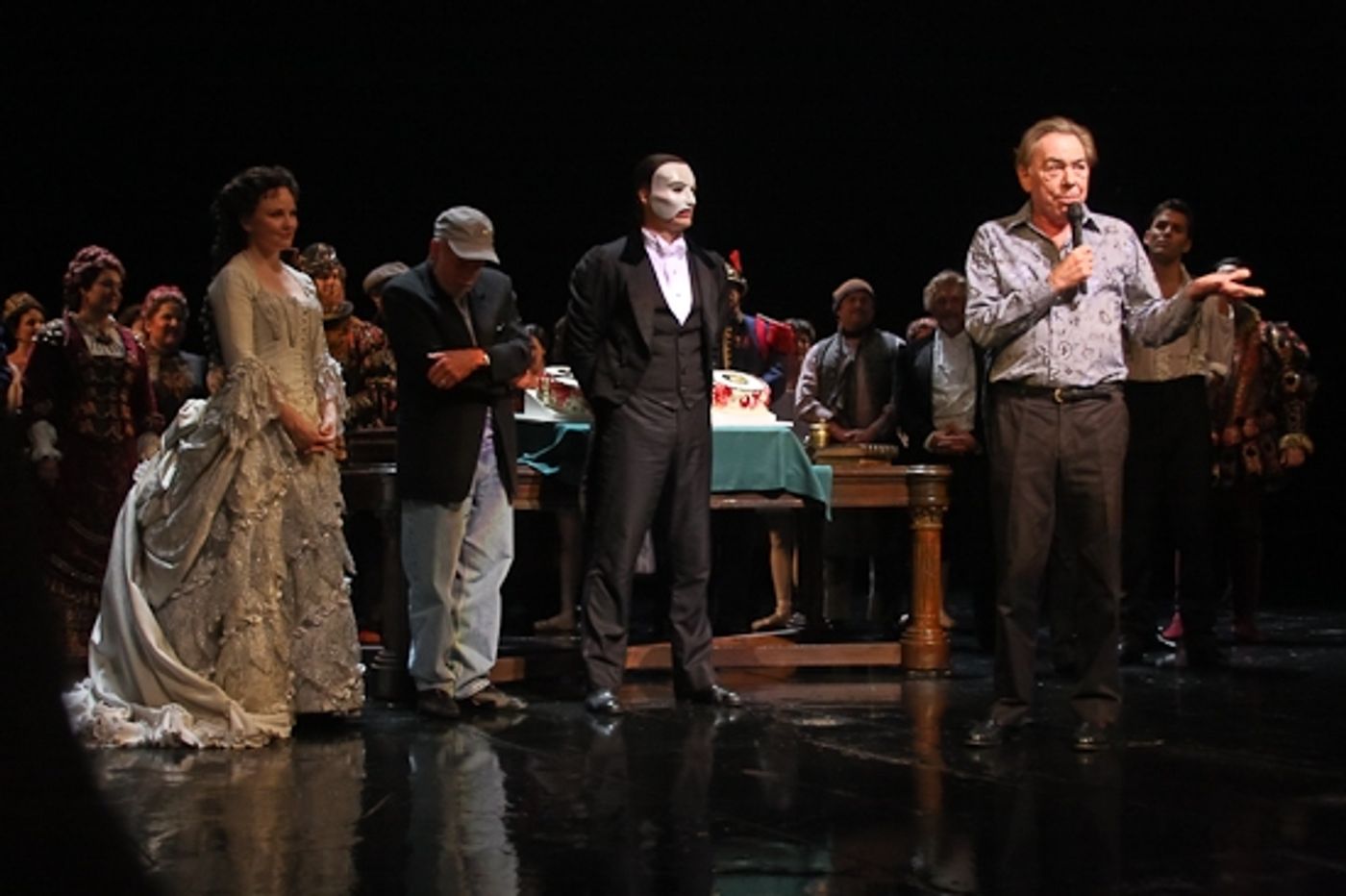 Photo Coverage: THE PHANTOM OF THE OPERA 's 9000th Performance on Broadway - Curtain Call  Image