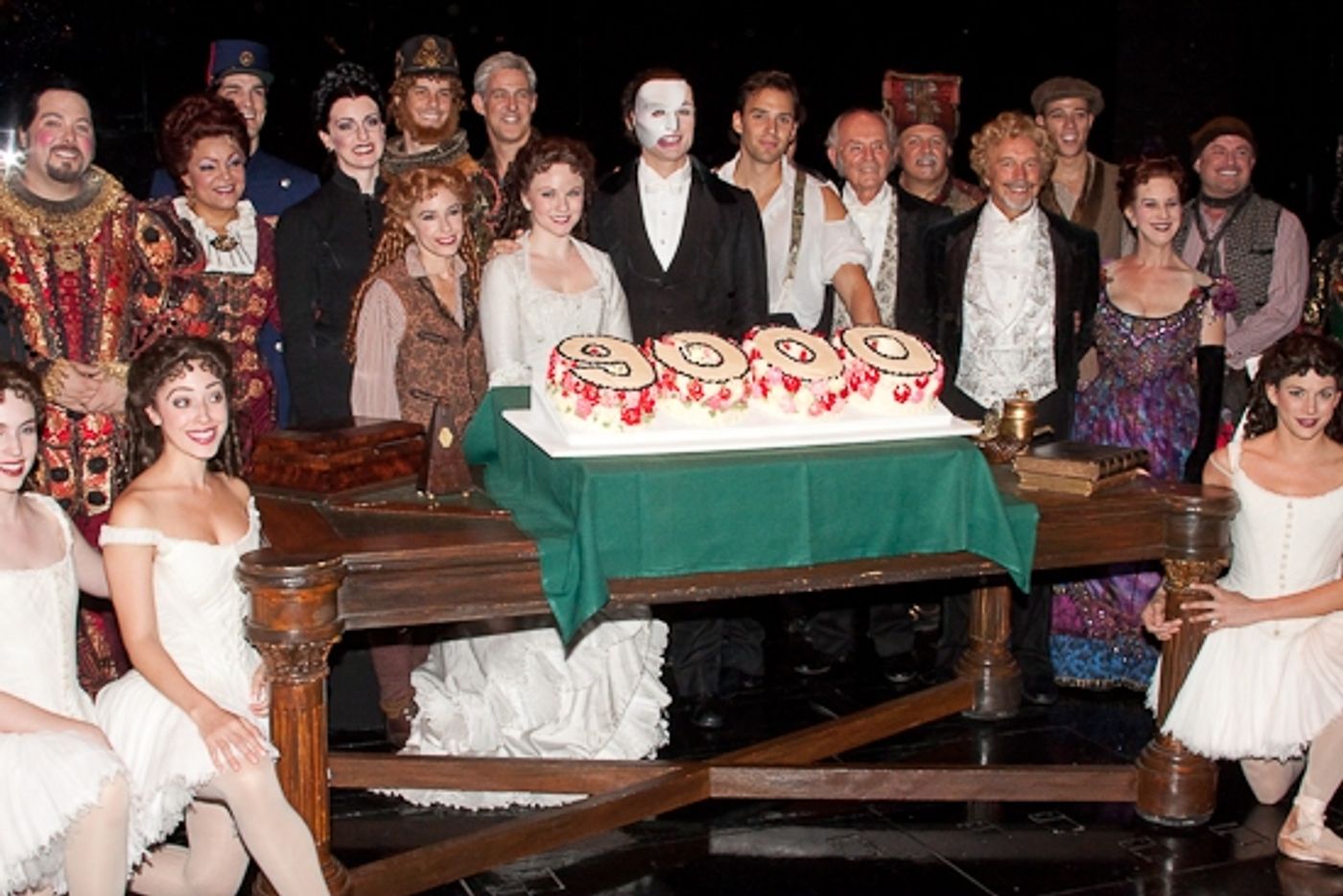 Photo Coverage: THE PHANTOM OF THE OPERA 's 9000th Performance on Broadway - Curtain Call  Image