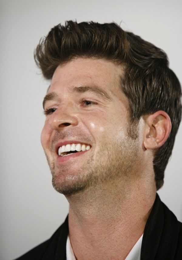 Robyn Thicke Photo