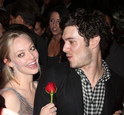 Amanda Seyfried and Adam Brody Photo