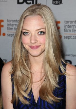 Amanda Seyfried @ BroadwayWorld Amanda Seyfried Photo