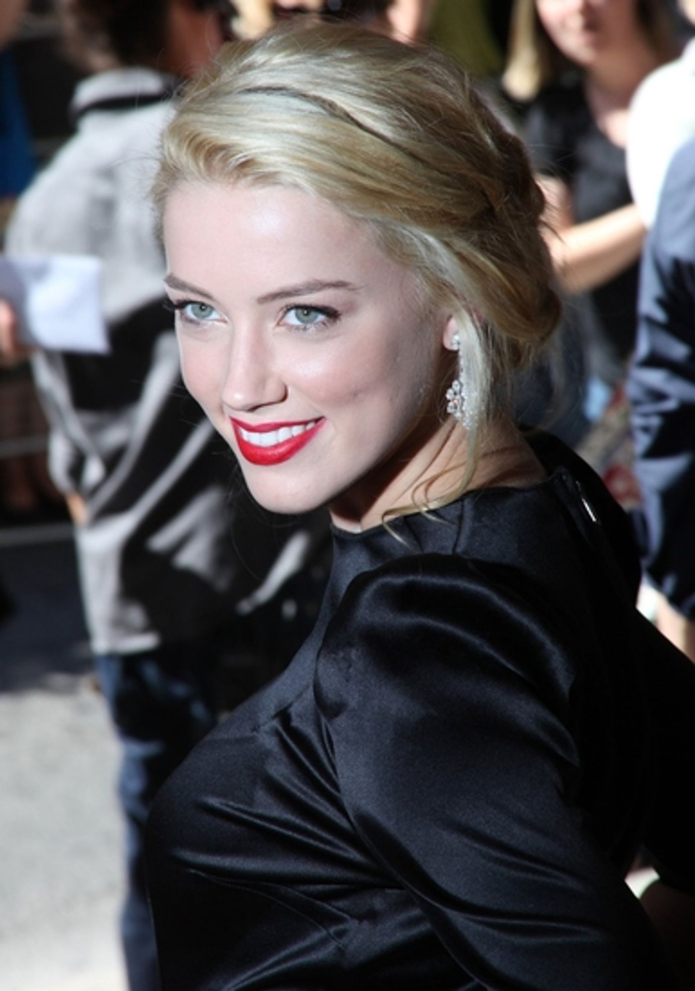 Photo Coverage: 'The Joneses' TIFF 2009 Red Carpet Premiere Photo Coverage: 'The Joneses' TIFF 2009 Red Carpet Premiere Image