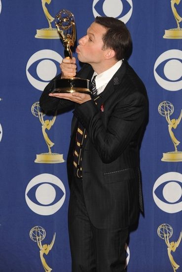 Photo Coverage: 2009 Emmy Awards - The Winners Press Room! — photo 2 of 32