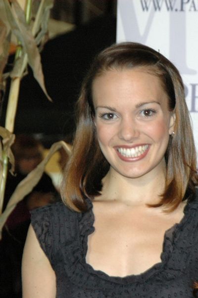 Kara Lindsay Photo