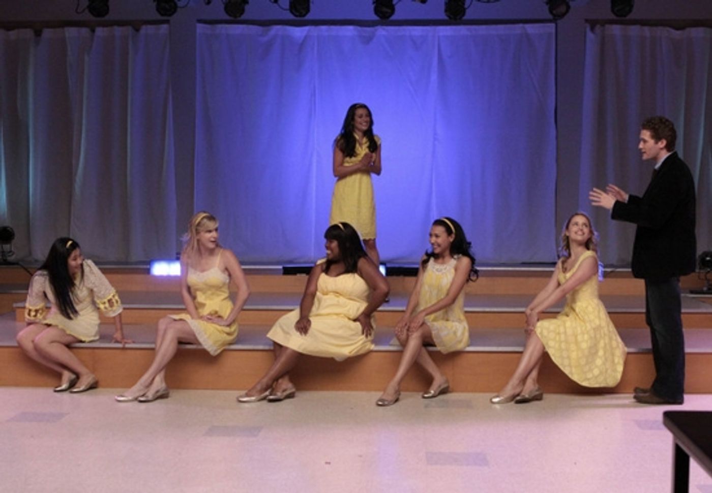 Photo Flash: GLEE - New Episode Sneak Peek 'Vitamin D'  Image