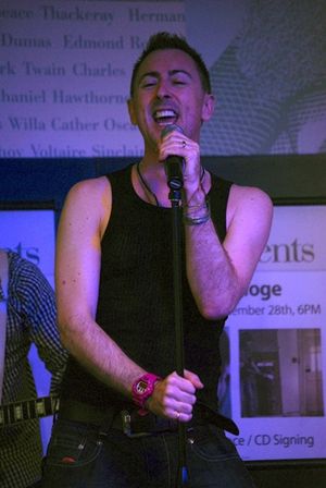 Alan Cumming @ BroadwayWorld Alan Cumming Photo