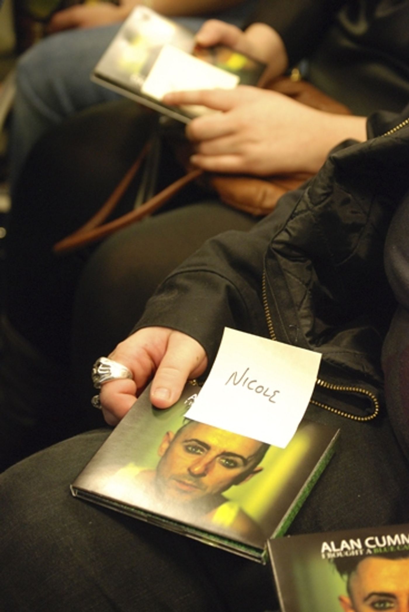 Photo Coverage: Alan Cumming Sings and Signs 'BLUE CAR' at Barnes & Noble Photo Coverage: Alan Cumming Sings and Signs 'BLUE CAR' at Barnes & Noble Image