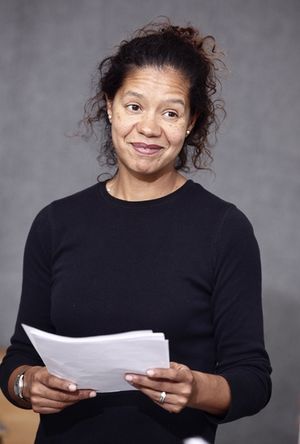 Jaye Griffiths Photo