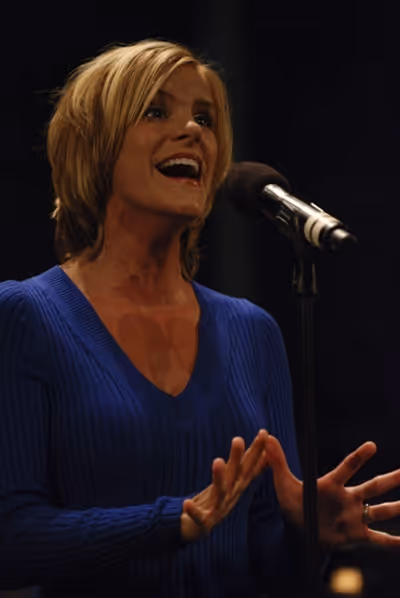 Jenn Colella Photo