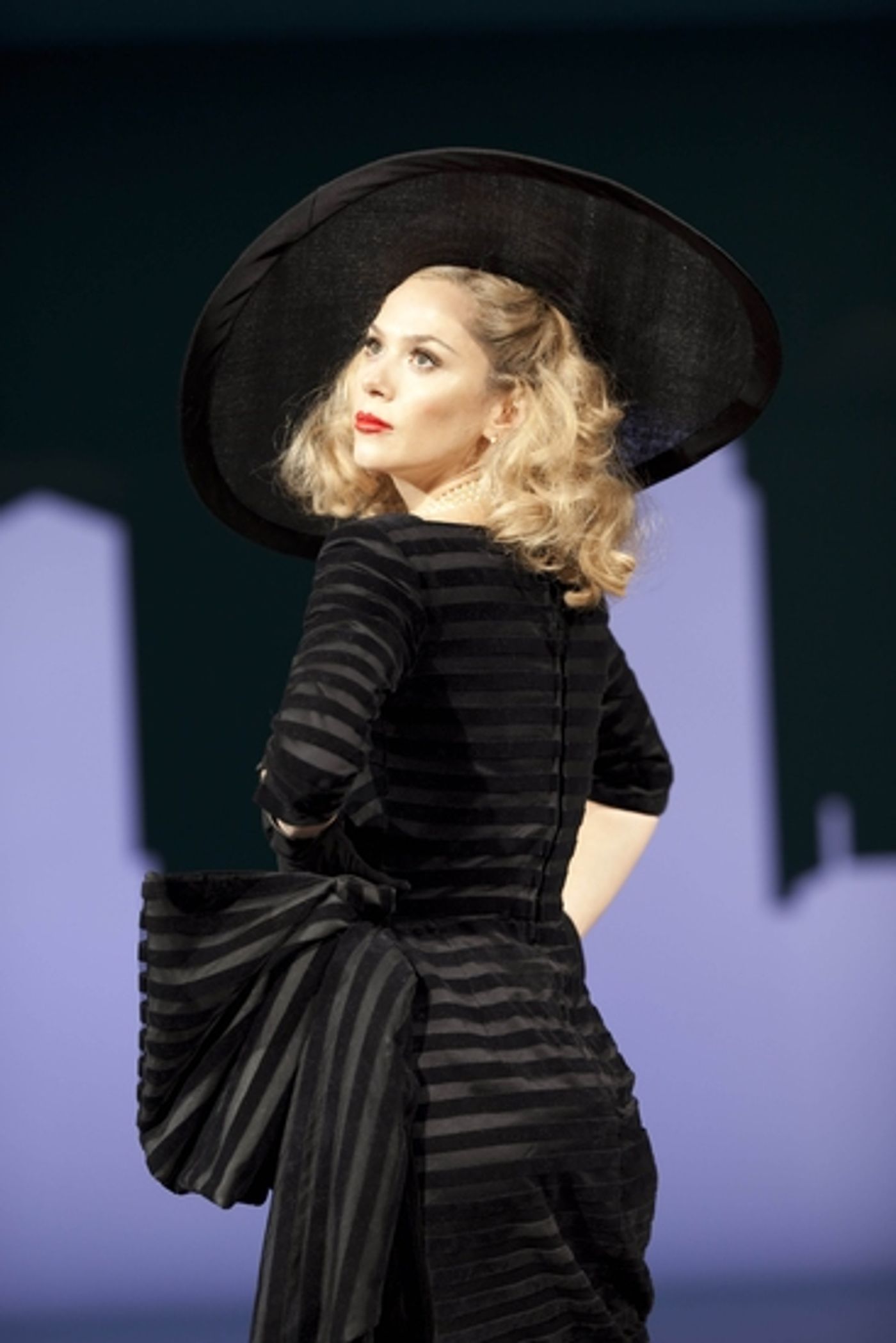 Photo Flash: Anna Friel Stars In BREAKFAST AT TIFFANY'S at Theatre Royal Haymarket  Image