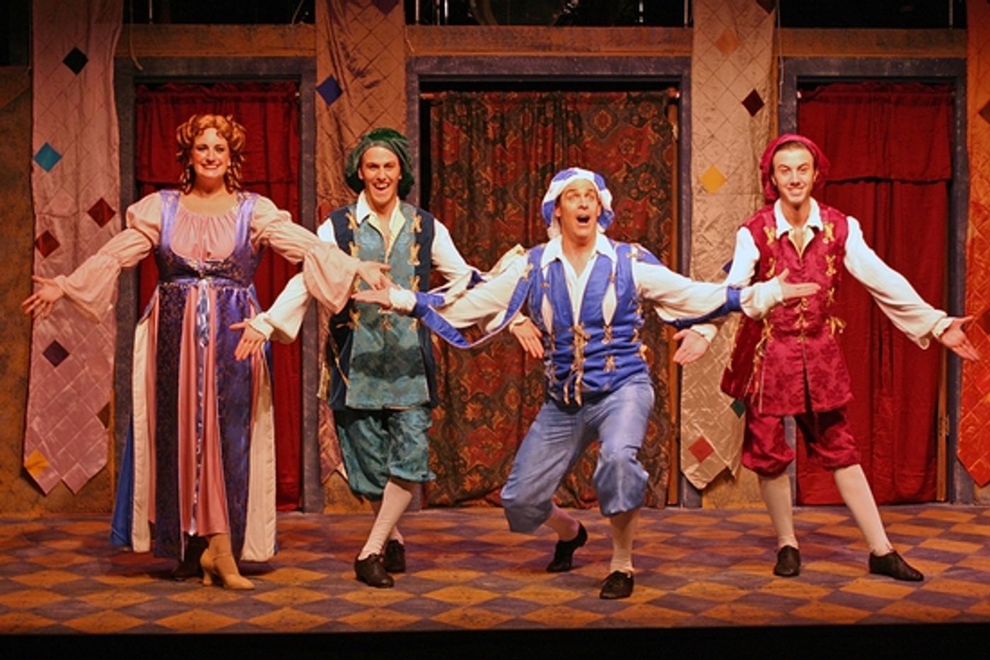 Photo Flash: KISS ME, KATE Opens At TheatreWorks  Image