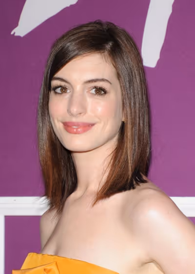 Anne Hathaway Photo