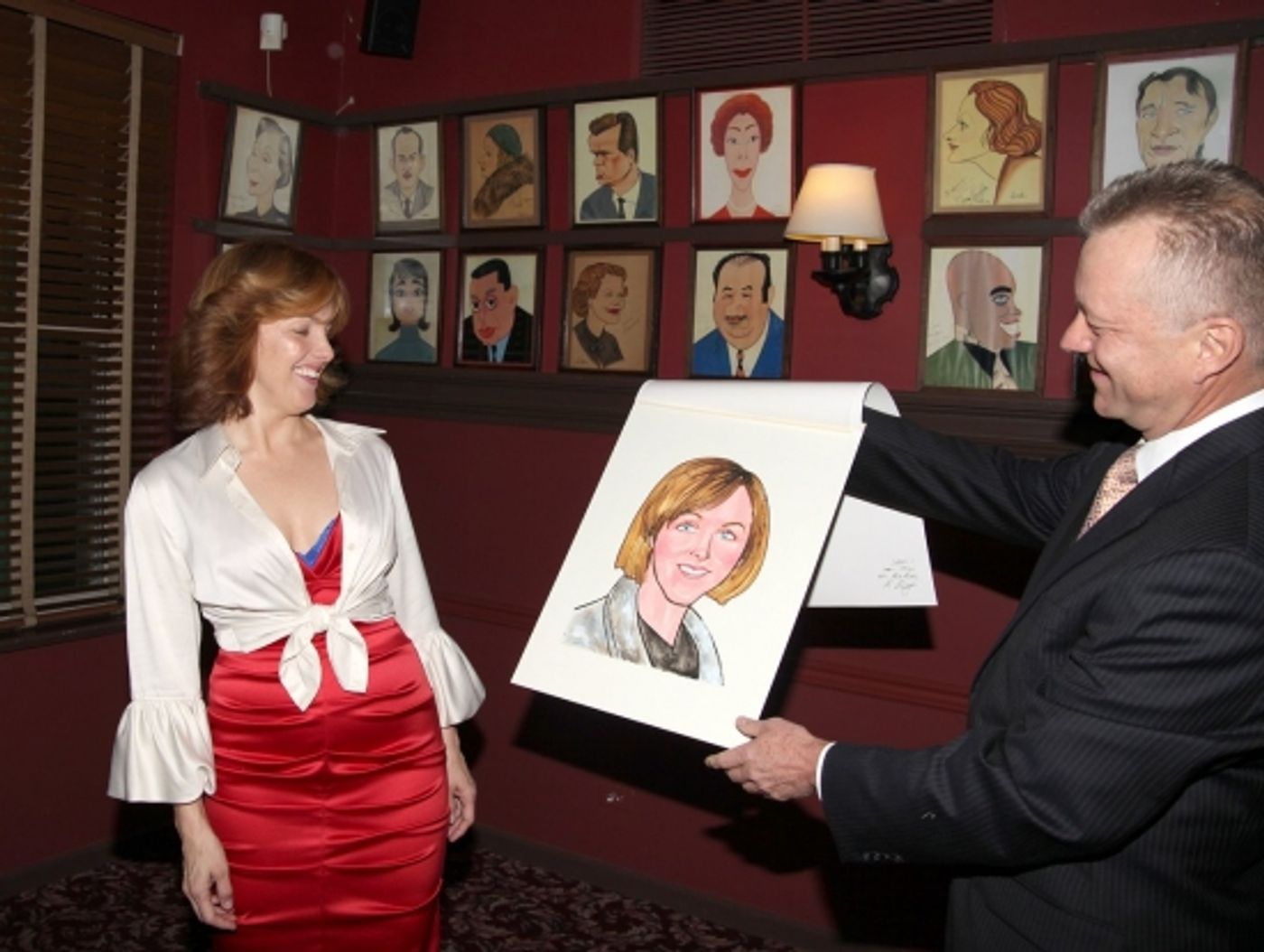 Photo Coverage: Tony Winner Alice Ripley's Caricature Unveiled At Sardi's  Image