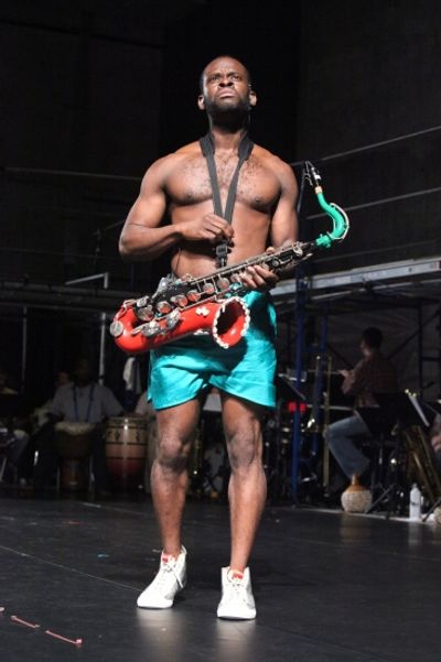 Sahr Ngaujah Photo