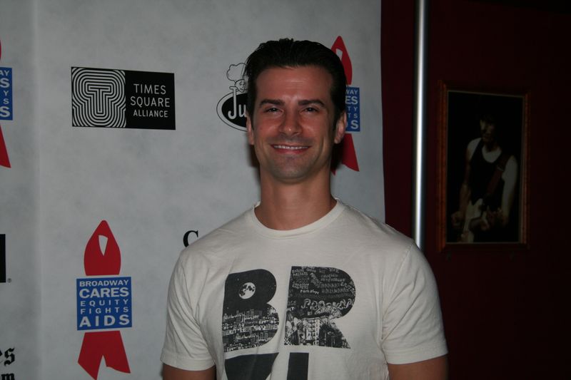 Photo Coverage: Broadway Flea Market 2009 - Press Room — photo 19 of 70