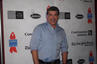 Bryan Batt Photo