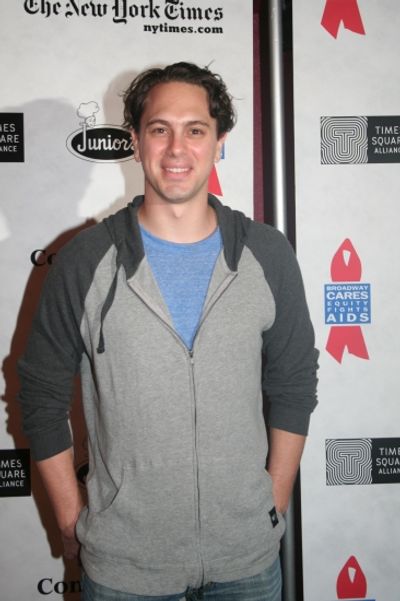 Thomas Sadoski Photo