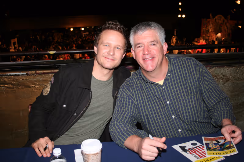 Photo Coverage: 23rd Annual Broadway Flea Market & Grand Auction - Celebrity Tables — photo 41 of 73