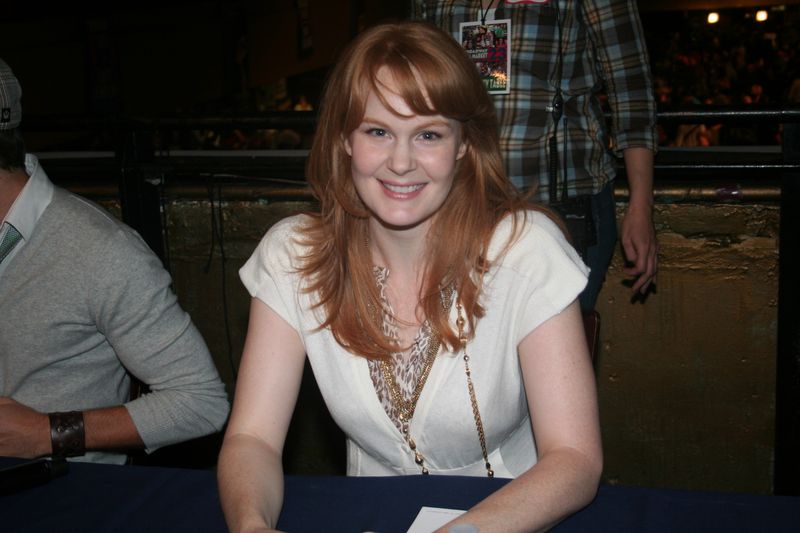 Photo Coverage: 23rd Annual Broadway Flea Market & Grand Auction - Celebrity Tables — photo 58 of 73
