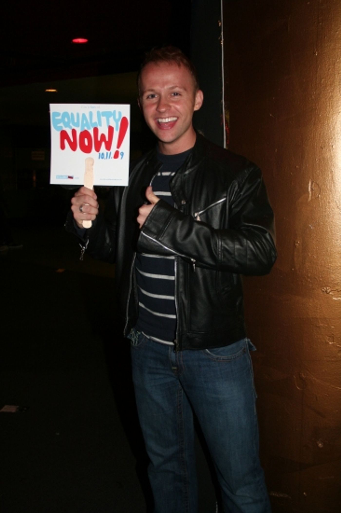 Photo Coverage: 23rd Annual Broadway Flea Market & Grand Auction  - Celebrity Tables  Image