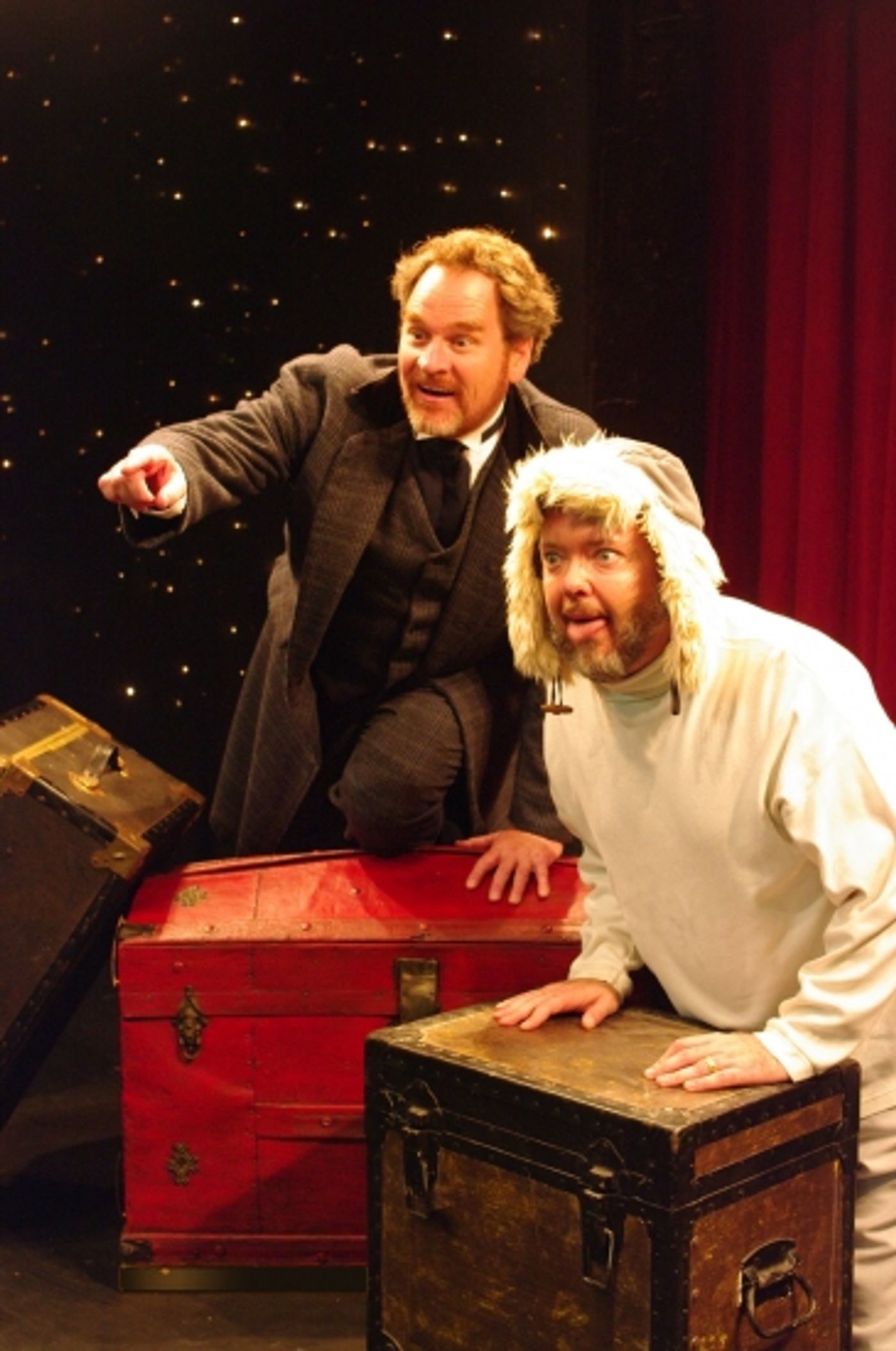 Photo Flash: SHIPWRECKED at the Phoenix Theatre  Image