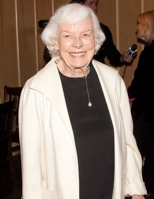 Helen Stenborg Photo